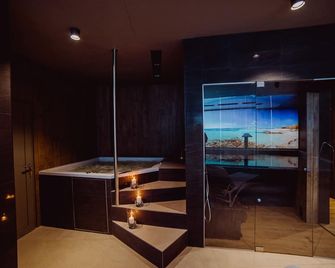 Hotel Evva Business & Wellness - Tarnobrzeg - Pool