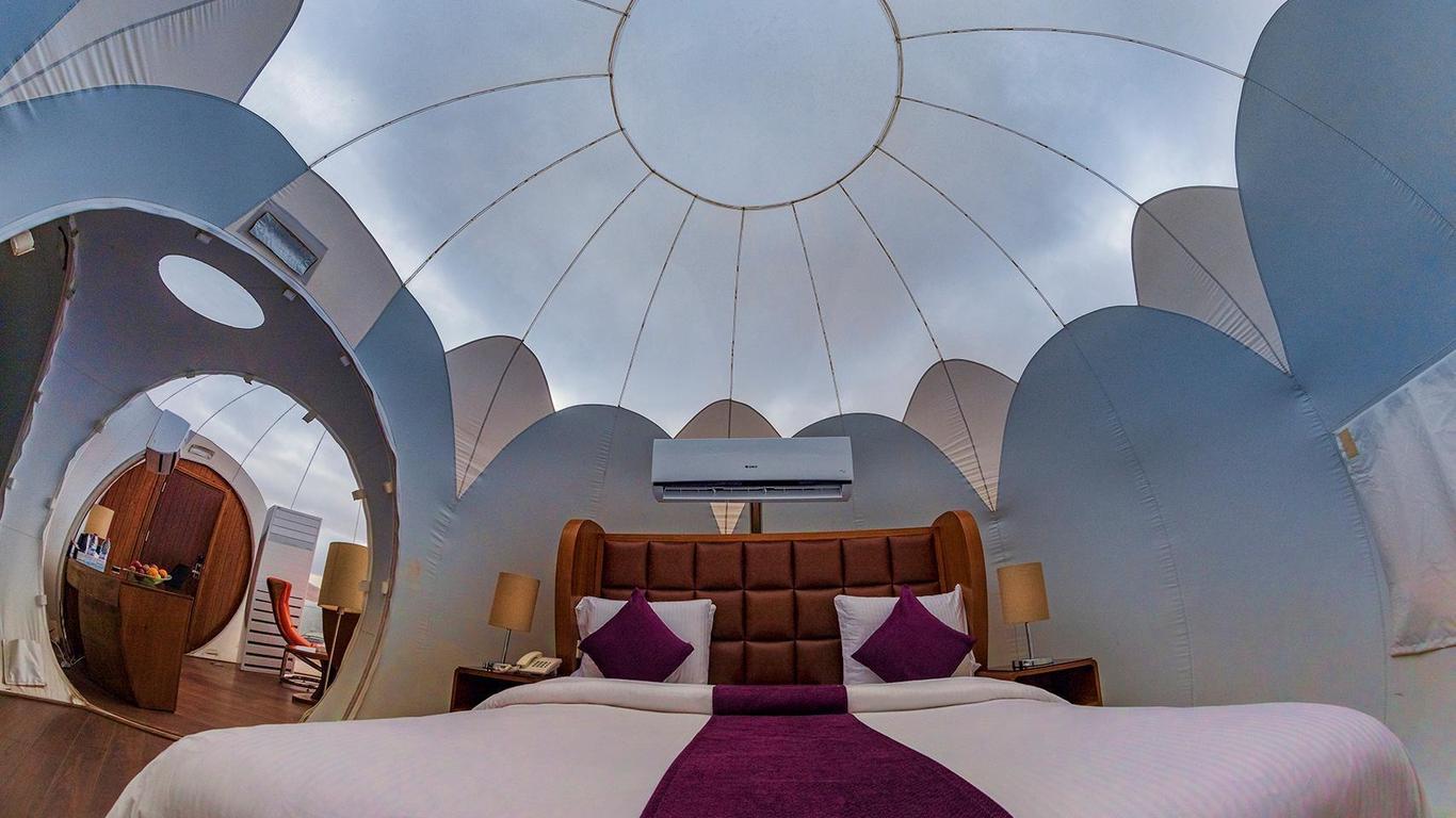 Petra Bubble Luxotel