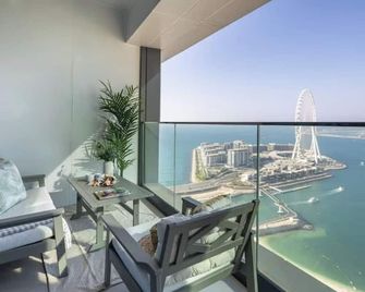 Premium Jbr Beach Hostel - Dubái - Balcón