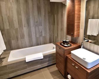 The Tredenham Boutique Hotel - Bloemfontein - Bathroom