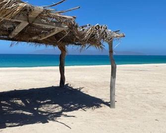 Casita Vista: Ocean Views, Private Hot Tub & You! - Buenavista - Beach