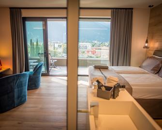 Hotel Villa Enrica - Riva del Garda - Bedroom