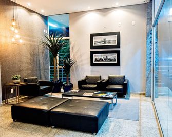 Premium Executive Hotel Itabira - Itabira - Lobby