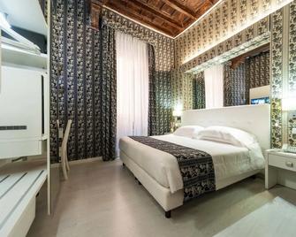 Relais Trevi 95 Boutique Hotel - Rome