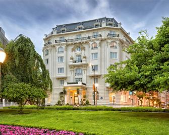 Hotel Carlton - Bilbao - Building