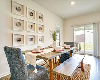 12 Mi to Avery Island: Spacious Family Home! - New Iberia - Eetruimte