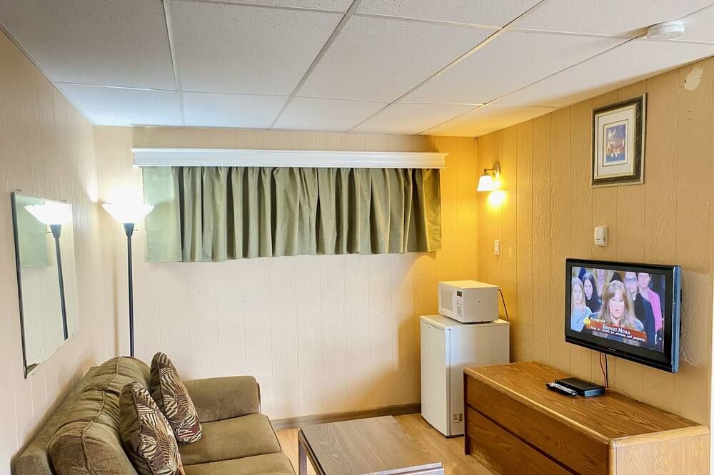Shannon Motel - Fort Nelson - Obývací pokoj