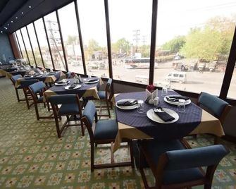 Rama Residency - Bhīlwāra - Restaurante