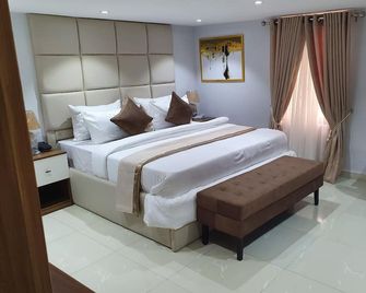 Choice Luxe Lagos - Ikeja - Bedroom