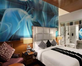 The Elanza Hotel - Bengaluru - Bedroom