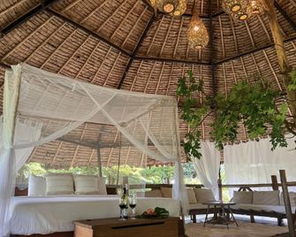 House of Love Hotel Pai - Pai - Patio