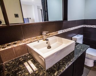 Cliffside Resort Panglao - פנגלאו - חדר רחצה