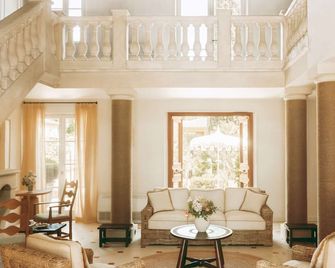 La Bastide de Saint Tropez - Saint-Tropez - Living room