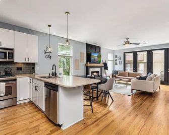 Urban Oasis in Uptown Charlotte - Charlotte - Küche