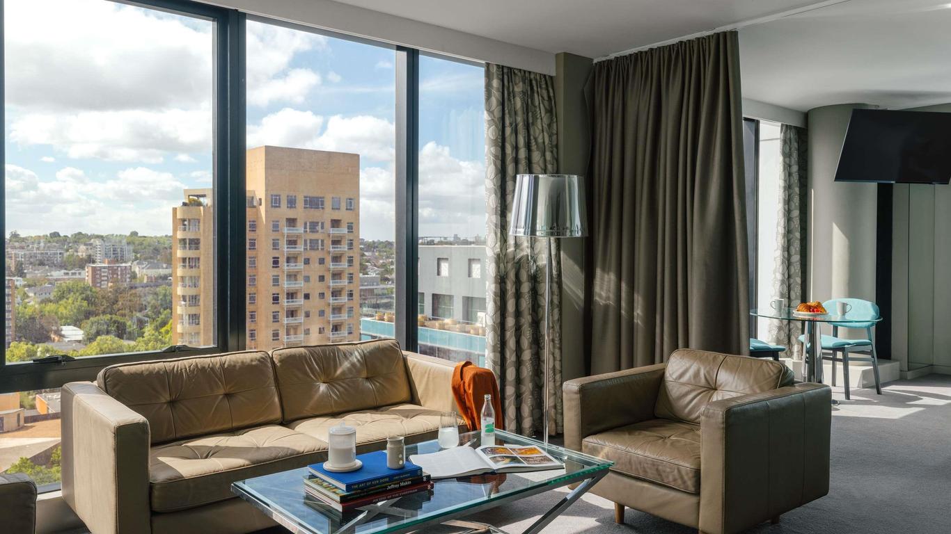 ذي أولسين ميلبورن - آرت سيريز