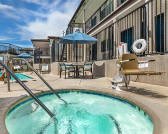 Best Western Rose Garden Inn - Watsonville - Pool