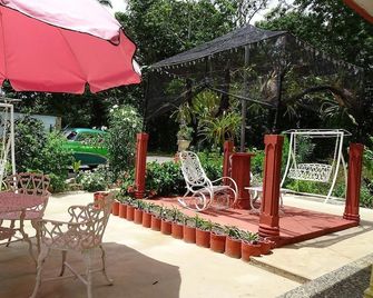 Hostal La Colonial Candelaria - Soroa - Patio