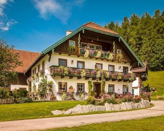 Wohlfühlbauernhof Bambichlhof - Fuschl am See - Будівля