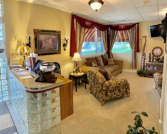 Monroe Street Suites - Pittsfield - Huiskamer