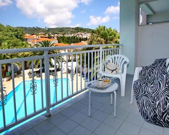 Dolphin Hotel - Skopelos - Balkon