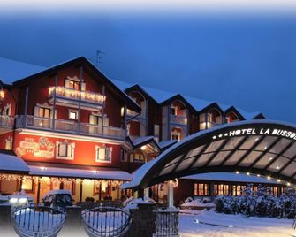 Hotel La Bussola - Andalo - Gebäude