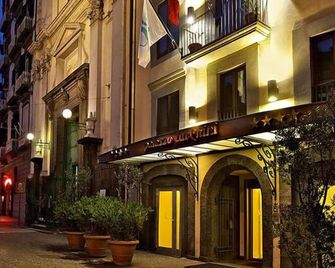 Palazzo Turchini - Naples - Toà nhà