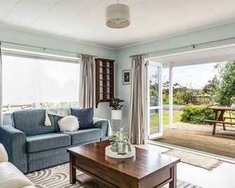 Calypso Cottage - Raglan - Sala de estar