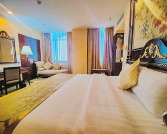 Lijing Hotel - Maoming - Bedroom
