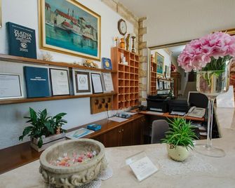 هوتل فيلا تينا - تروجير - أفضل طعام