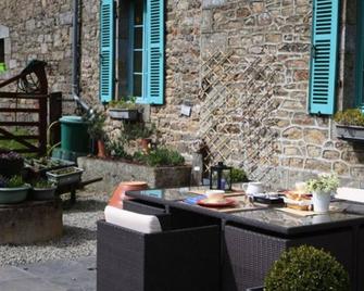 B&B Ty Gwennili - Saint-Nicolas-du-Pelem - Patio