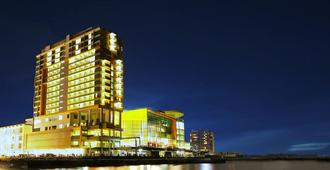 Swiss-Belhotel Balikpapan - Balikpapan - Building