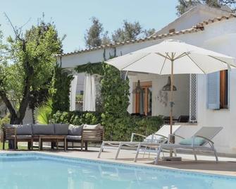 Luxury Villa close to the beach with heated Pool and lovely mountain views - Pollença - Pool