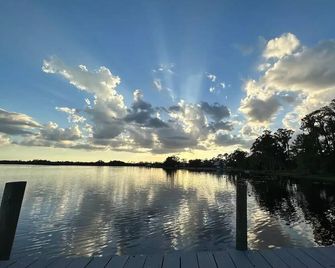 The Little Retreat, Solo, Couples & Small Families - Sebring - Außenansicht