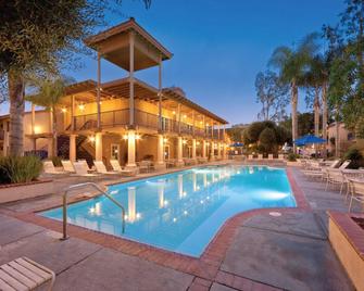 Club Wyndham Dolphin's Cove - Anaheim - Pool