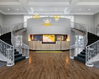 Spark by Hilton Tempe Phoenix Airport - Tempe - Hall