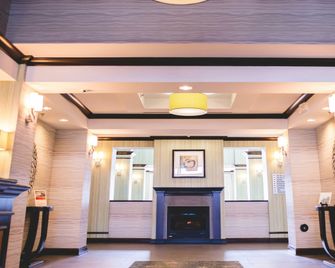 Holiday Inn Express & Suites Morton Peoria Area By IHG - Morton - Building