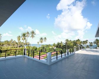 Samui Natien Village - קו סאמוי - מרפסת