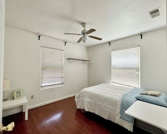 Whole Family - Wholestyl - Sacramento - Habitación