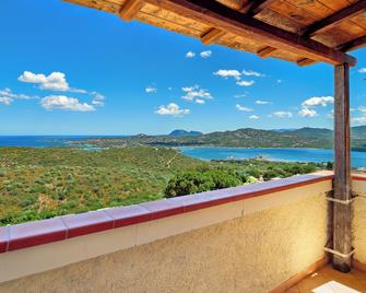 Casa Ioana - Portisco - Balcon