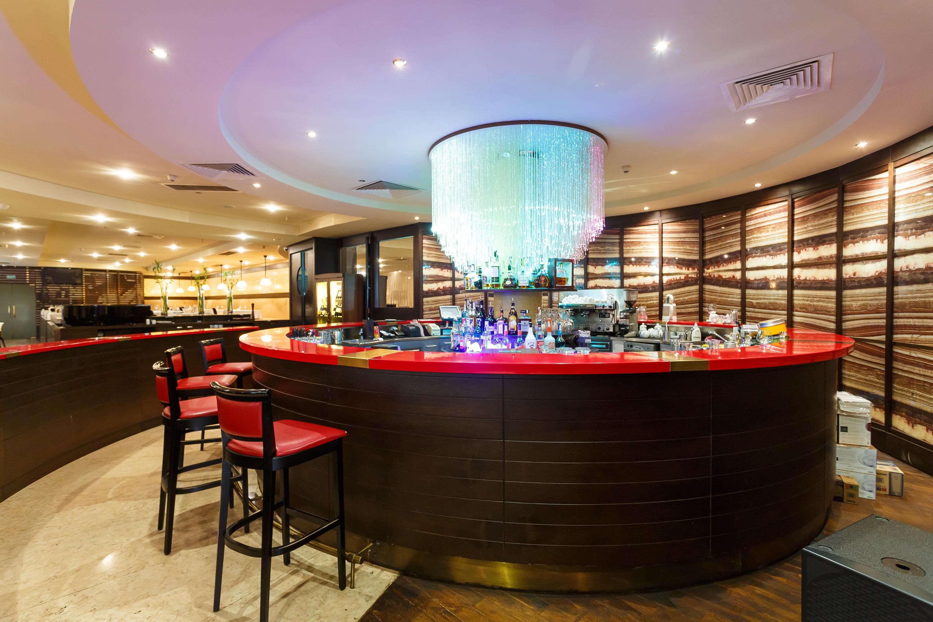 Crowne Plaza Minsk By IHG - מינסק - בר