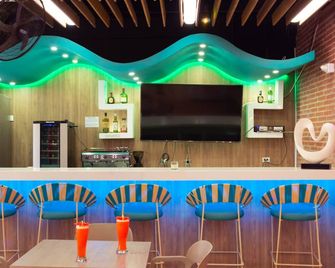 Hotel Portobahia Santa Marta Rodadero - Santa Marta - Bar