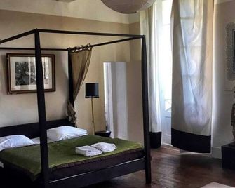 Manoir 4 Etoiles A Pech-Luna Avec Piscine Privee Et Cheminee - Pech-Luna - Habitación