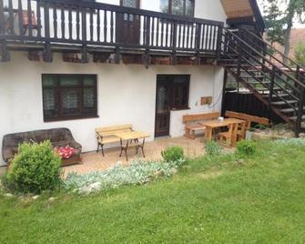 Gazdovsky dvor U Tlaciarov - Liptovský Trnovec - Patio