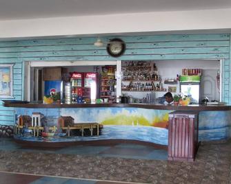 Marina del Mar Hotel - San Fernando de Monte Cristi - Bar