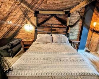 Cozy Af Steel-Rose Studio - Tampa - Habitación