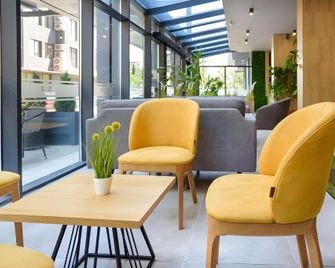 Avenue Hotel Deluxe - Boergas - Lobby