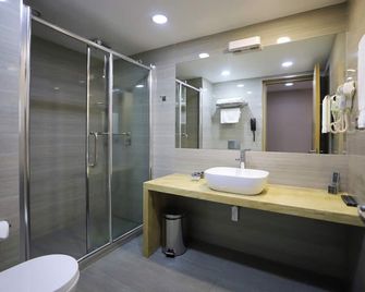 President Hotel By Hrazdan Hotel Cjsc - Jerevan