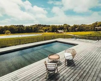 Dihan Evasion - Eco-logdes 4 to 5 people - 4 people. included in the price - Ploemel - Piscine