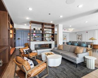 1br City Loft With Modern Glass Views - שיקאגו - סלון