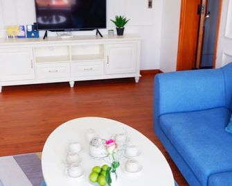 Ba Co Boutique Hotel - Tam Ky - Living room